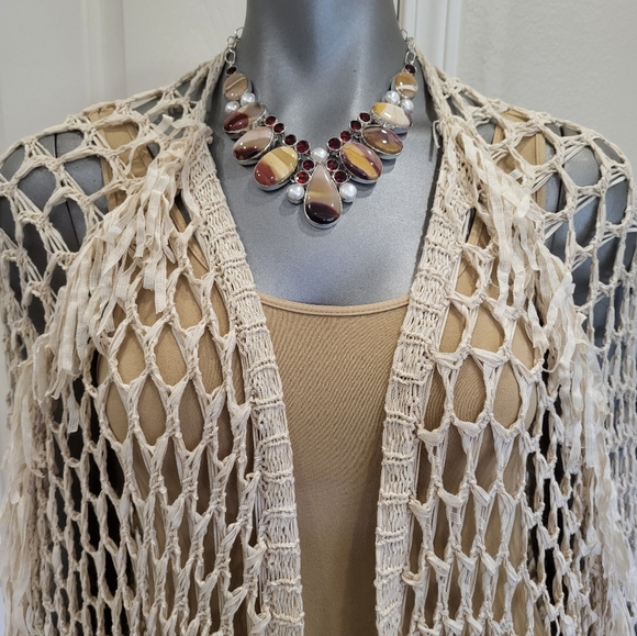 155B. Simply Couture Cream Crocheted Open Cardigan - Size XL - Picture 2 of 6